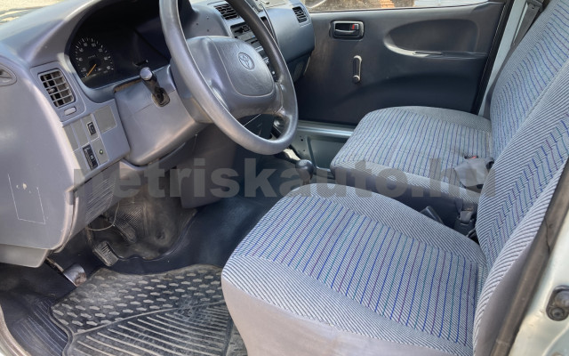 TOYOTA Hi-Ace 2.4 D Panel Van Long tehergépkocsi 3,5t össztömegig - 2446cm3 Diesel 120219 6/10
