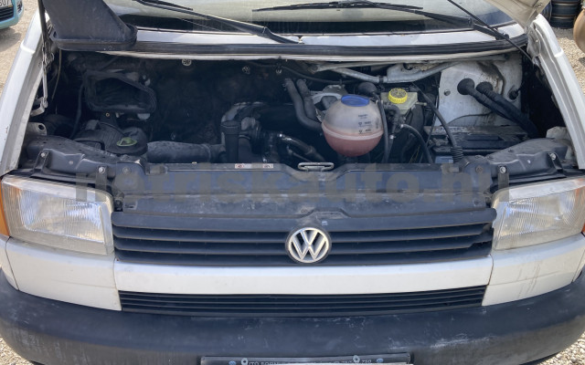 VW Transporter 1.9 7DM 1H2 F tehergépkocsi 3,5t össztömegig - 1896cm3 Diesel 120116 5/9