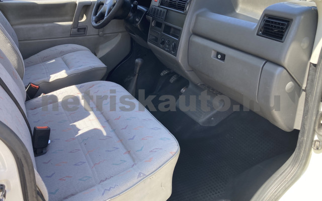 VW Transporter 1.9 7DE 1H2 F tehergépkocsi 3,5t össztömegig - 1896cm3 Diesel 121229 7/8
