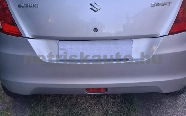 SUZUKI Swift 1.2 GL AC CD/MP3 USB személygépkocsi - 1242cm3 Benzin 121564 3/6
