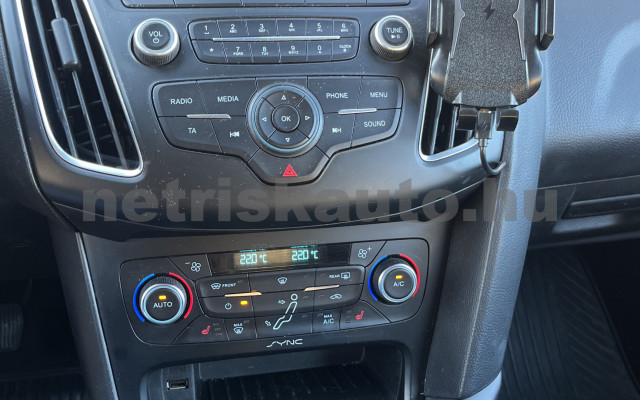 FORD Focus 1.5 EcoBoost Technology S/S személygépkocsi - 1499cm3 Benzin 121365 10/11