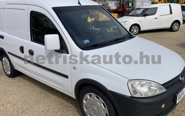 OPEL Combo 1.3 CDTI Business tehergépkocsi 3,5t össztömegig - 1248cm3 Diesel 120198 2/9