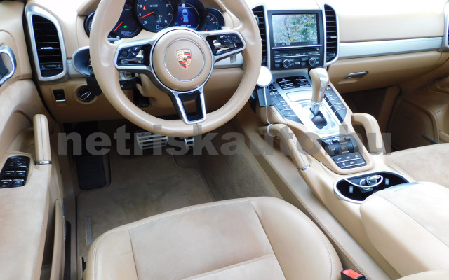 PORSCHE Cayenne Cayenne GTS tiptronic személygépkocsi - 3604cm3 Benzin 120113 6/12