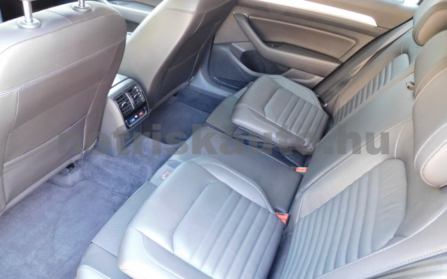 VW Passat 2.0 TDI BMT SCR Business 4Mot. DSG személygépkocsi - 1968cm3 Diesel 120326 10/12