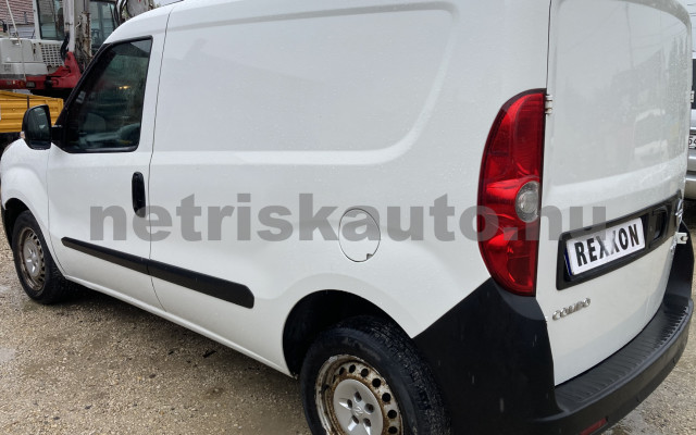 OPEL Combo 1.3 CDTI L1H1 2.2t tehergépkocsi 3,5t össztömegig - 1248cm3 Diesel 120203 4/8