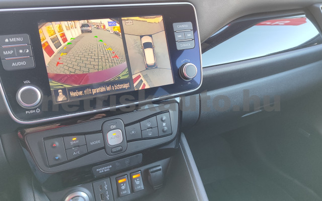 NISSAN Leaf N-Connecta 40kWh Aut. személygépkocsi - cm3 Kizárólag elektromos 121290 7/12