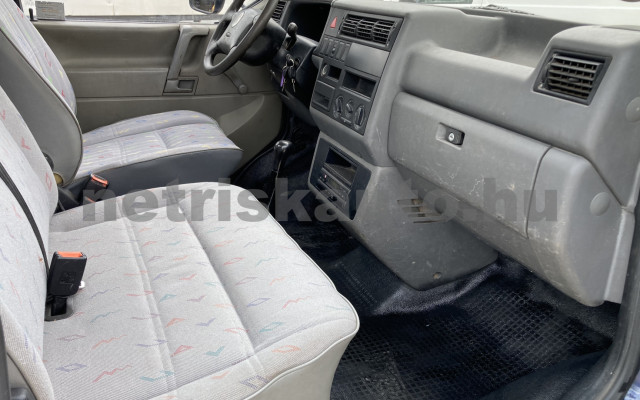 VW Transporter 2.5 7DL 1T2 tehergépkocsi 3,5t össztömegig - 2461cm3 Diesel 121464 8/8