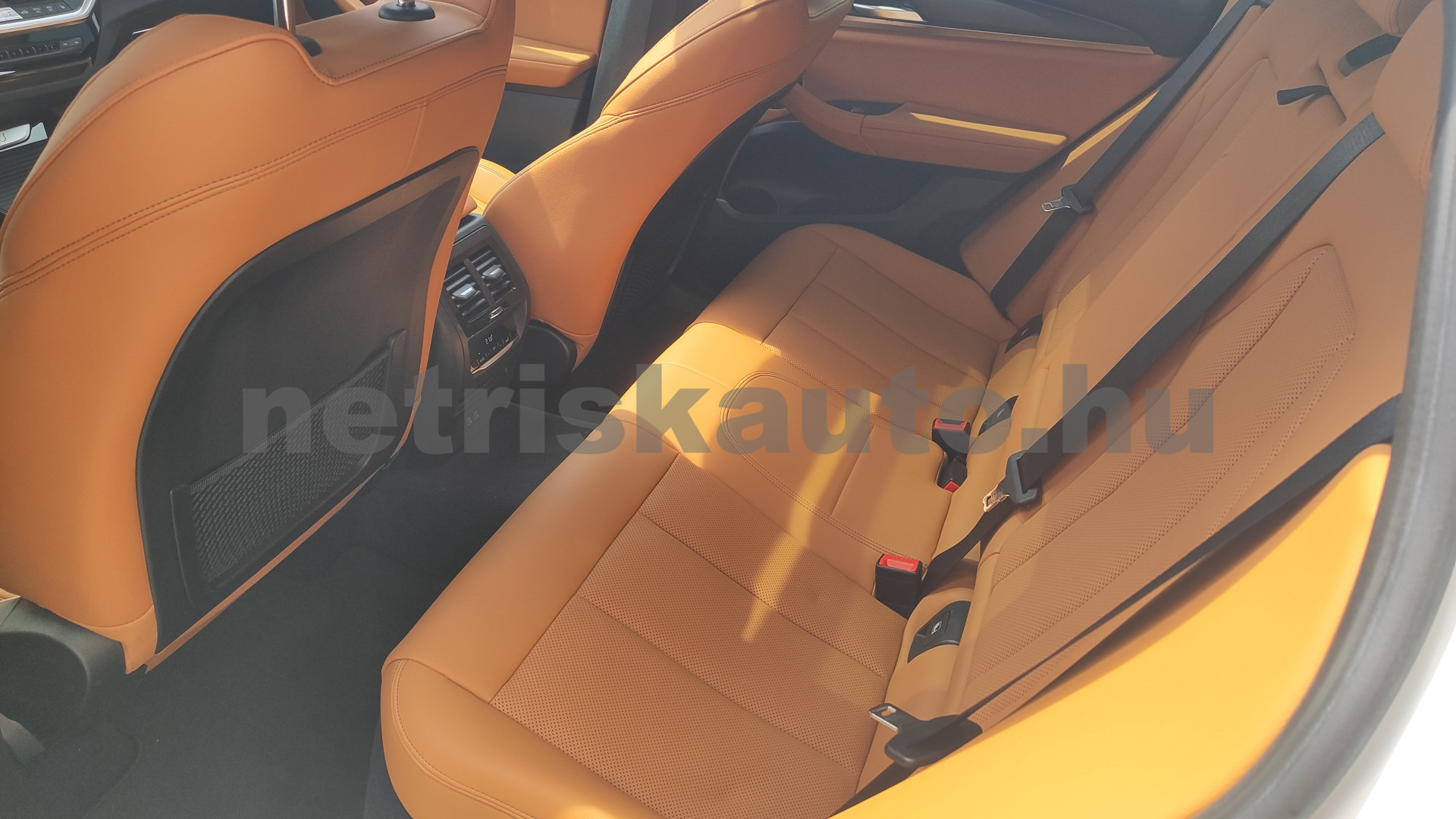 BMW X4 X4 xDrive20d Aut. személygépkocsi - 1995cm3 Hybrid 121496 11/12