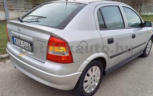 OPEL Astra 1.4 16V Classic II Optima személygépkocsi - 1364cm3 Benzin 120086 8/39