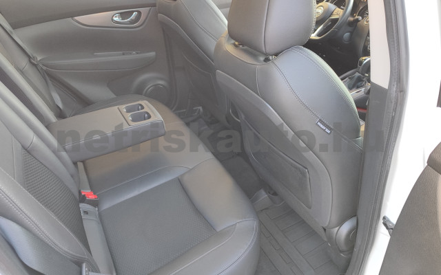 NISSAN Qashqai 1.7 dCi Tekna 4x4 Xtronic személygépkocsi - 1749cm3 Diesel 121338 10/12