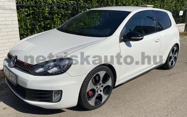 VW Golf 2.0 TSI GTI személygépkocsi - 1984cm3 Benzin 121577 11/12