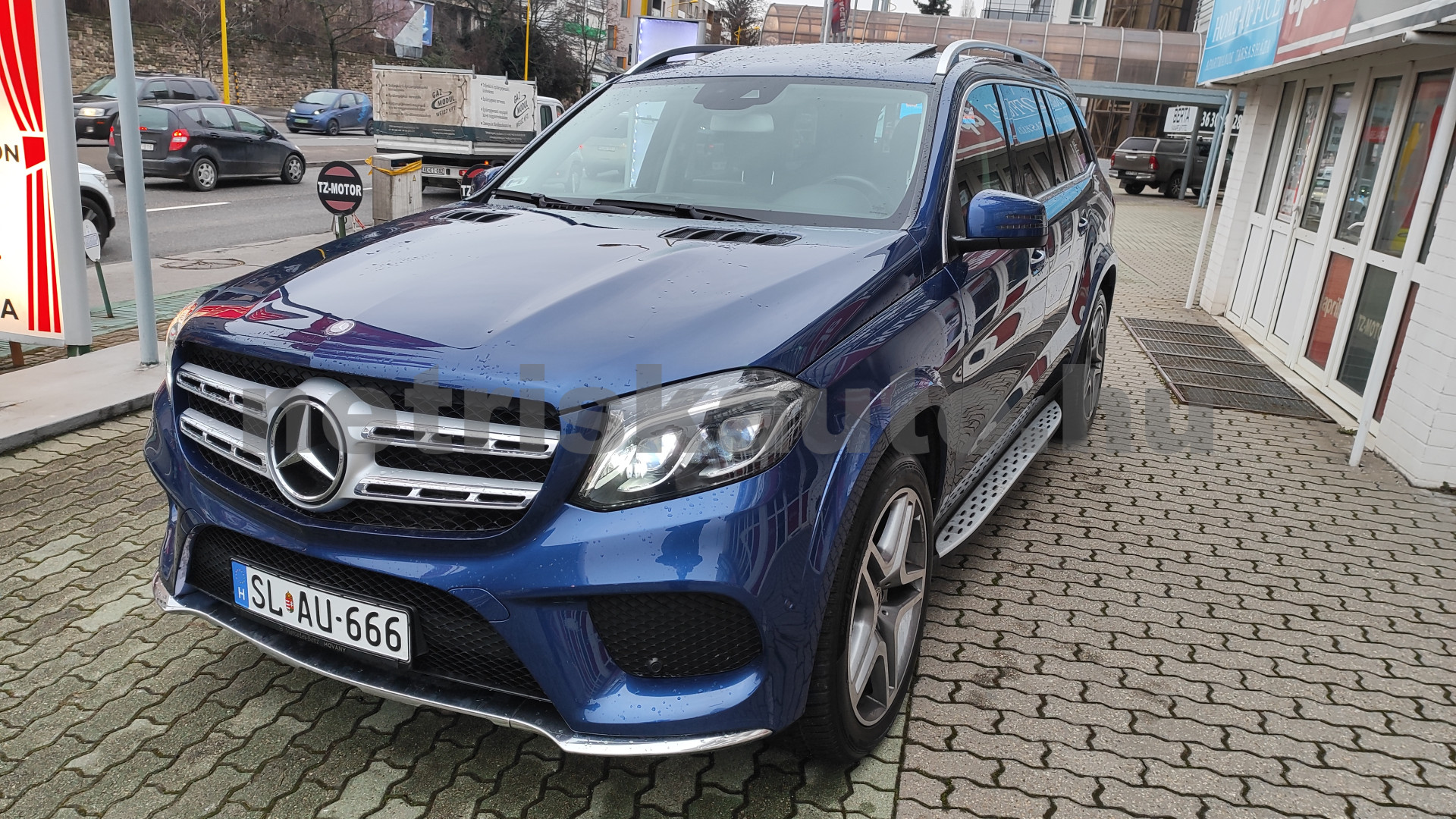 MERCEDES-BENZ GLS-osztály GLS 350 d 4Matic Aut. (7 sz.) személygépkocsi - 2987cm3 Diesel 121399 12/12