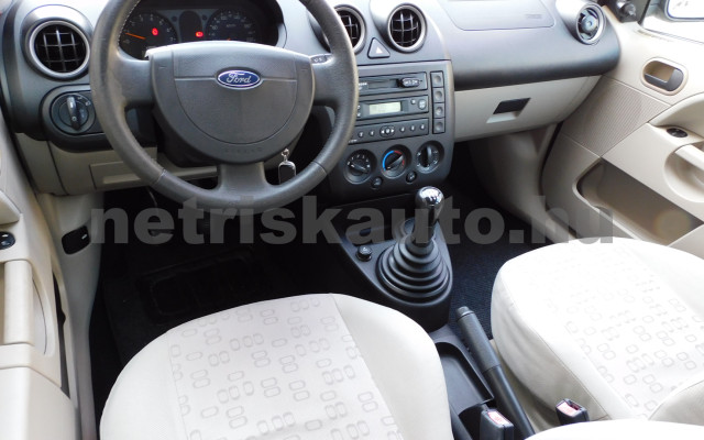 FORD Fiesta 1.3 Comfort személygépkocsi - 1299cm3 Benzin 121190 7/12