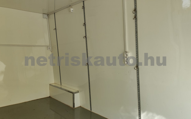 VW Crafter 2.0 CR TDI 35 L4H3 tehergépkocsi 3,5t össztömegig - 1968cm3 Diesel 121413 8/12