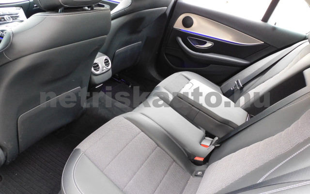 MERCEDES-BENZ E-osztály E 200 9G-TRONIC személygépkocsi - 1991cm3 Benzin 121214 11/12