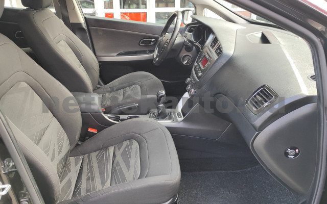 KIA Carens személygépkocsi - 1396cm3 Diesel 121299 8/12