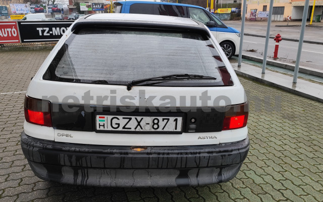 OPEL Astra 1.4 16V GL személygépkocsi - 1388cm3 Benzin 121381 4/11