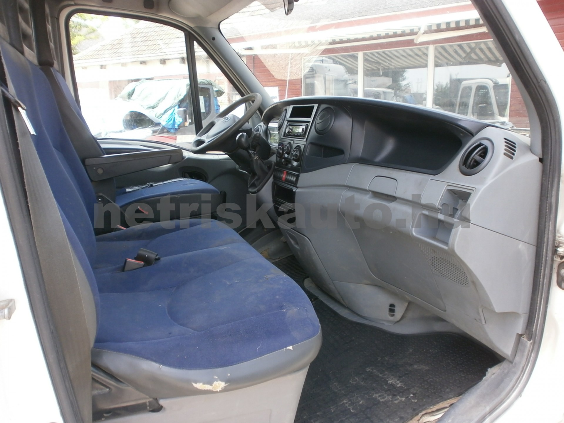 IVECO 35 35 C 12 D 3750 tehergépkocsi 3,5t össztömegig - 2287cm3 Diesel 98284 8/10