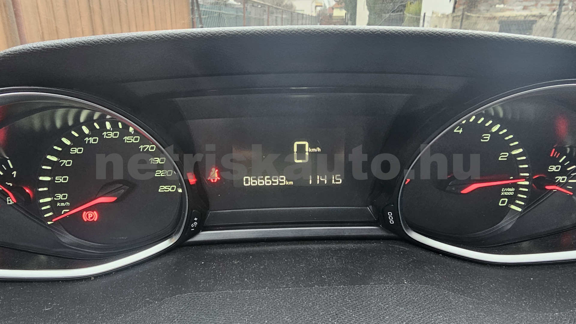 PEUGEOT 308 1.2 PureTech Active EURO6.2 személygépkocsi - 1199cm3 Benzin 121012 3/8