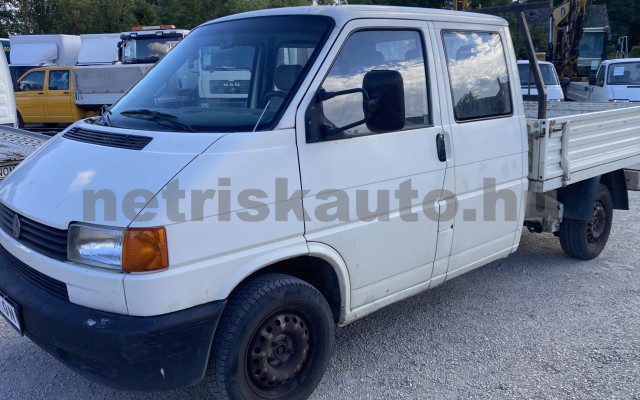 VW Transporter 2.4 7DM 1Z2 F tehergépkocsi 3,5t össztömegig - 2370cm3 Diesel 121594 2/9