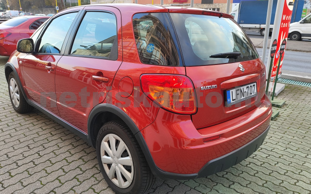 SUZUKI SX4 1.5 GLX AC személygépkocsi - 1490cm3 Benzin 121314 2/12