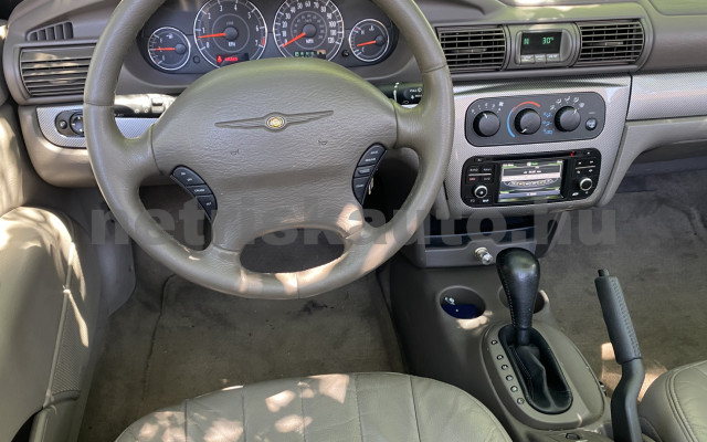 CHRYSLER Sebring 2.7 Limited Aut. személygépkocsi - 2736cm3 Benzin 121510 6/12