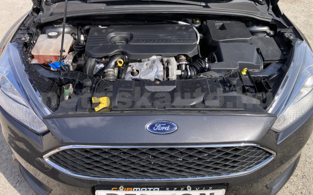 FORD Focus VAN 1.5 TDCi 4 SZEMÉLYES TGK,ÚJ KUPLUNG+KETTŐSTÖMEGŰ tehergépkocsi 3,5t össztömegig - 1499cm3 Diesel 121443 5/11