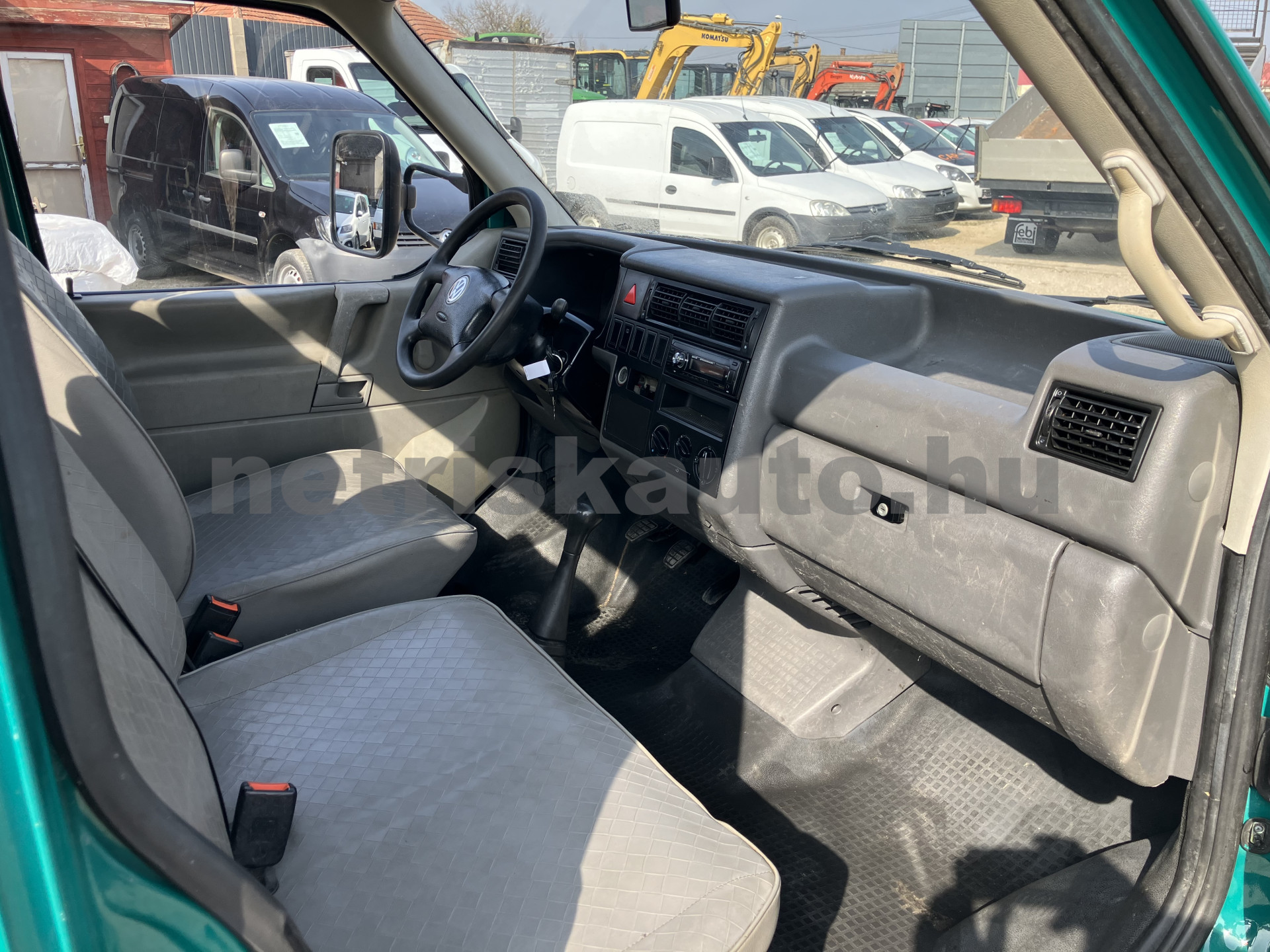 VW Transporter 1.9 7DE 1H2 F tehergépkocsi 3,5t össztömegig - 1896cm3 Diesel 121410 8/8