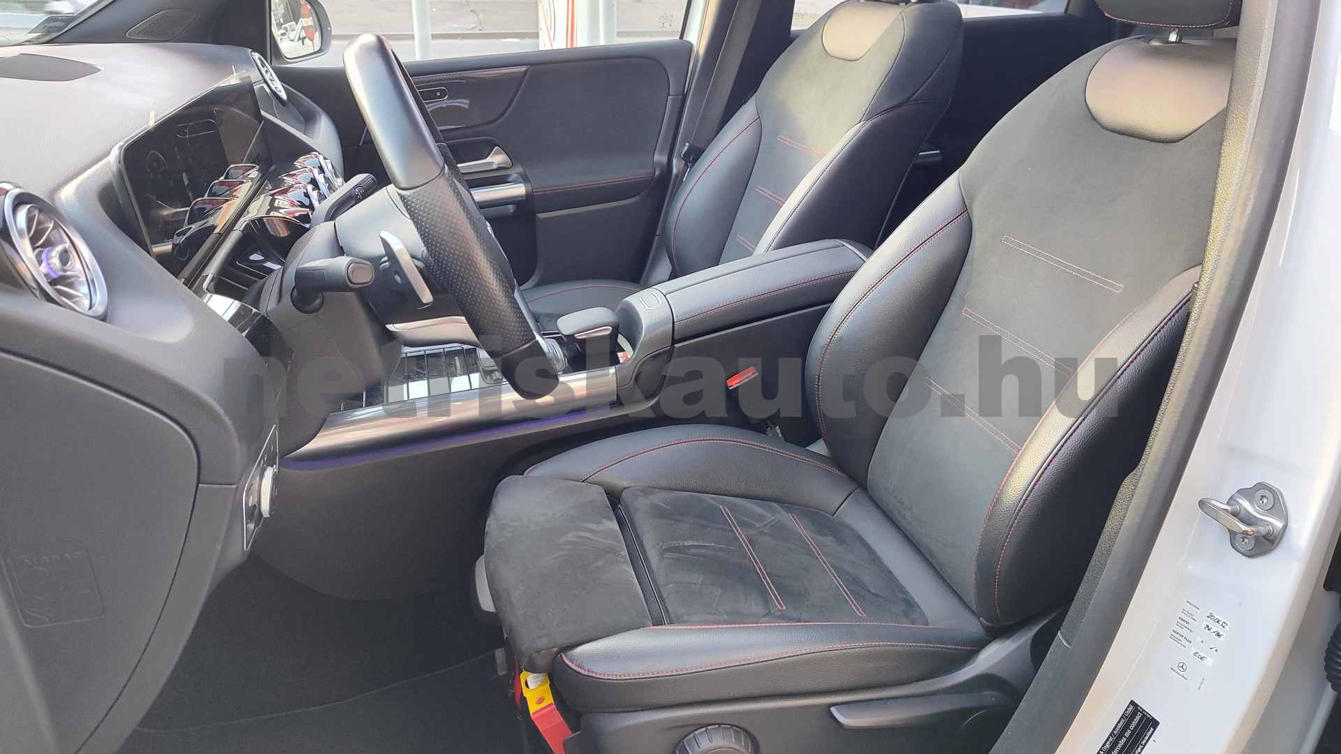 MERCEDES-BENZ B-osztály B 200 d AMG Line 8G-DCT személygépkocsi - 1950cm3 Diesel 121403 5/12