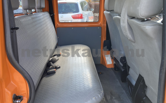 VW Transporter 2.4 7DM 1Z2 F tehergépkocsi 3,5t össztömegig - 2370cm3 Diesel 120386 9/9