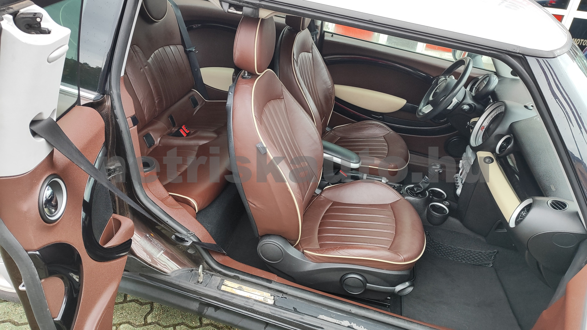 MINI Mini 1.6 Cooper személygépkocsi - 1560cm3 Diesel 121278 10/12