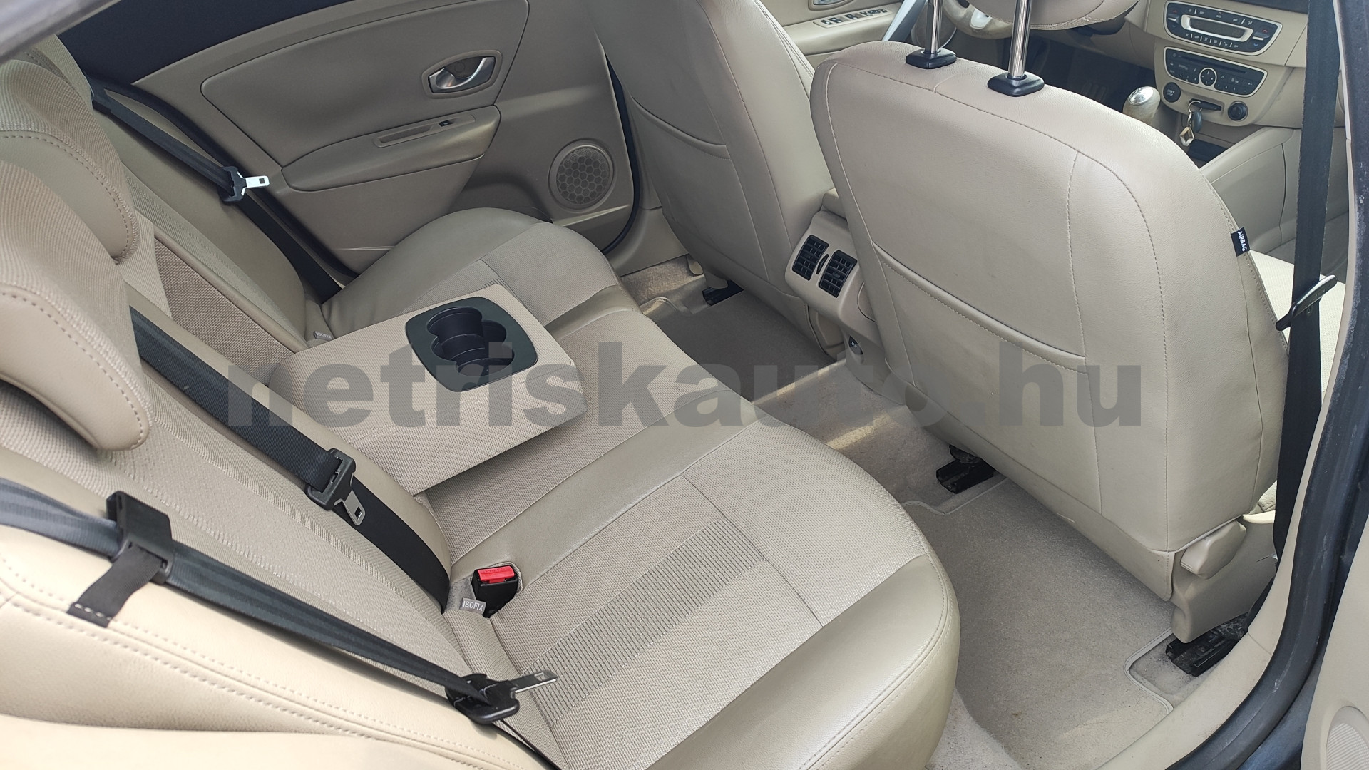 RENAULT Fluence 1.6 Privilege EURO5 személygépkocsi - 1598cm3 Benzin 121417 10/12