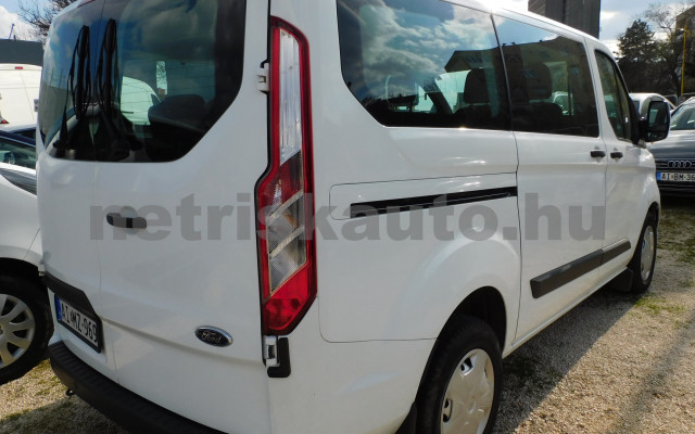 FORD Transit Custom 2.0 TDCi Tourneo 320 L1H1 Trend A.9 tehergépkocsi 3,5t össztömegig - 1995cm3 Diesel 121120 12/12