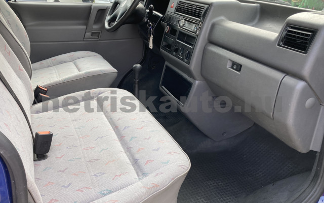 VW TRANSPORTER T4 2.5 7DB 1K2 9 ÚJ LÁMPÁS,KLÍMÁS,FRISS VIZSGÁVAL,KITŰNŐ ÁLLAPOT személygépkocsi - 2461cm3 Diesel 121289 7/10