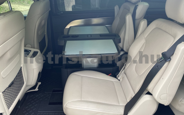 MERCEDES-BENZ V-osztály V 220 d K 4Matic Aut. tehergépkocsi 3,5t össztömegig - 2143cm3 Diesel 121433 10/12