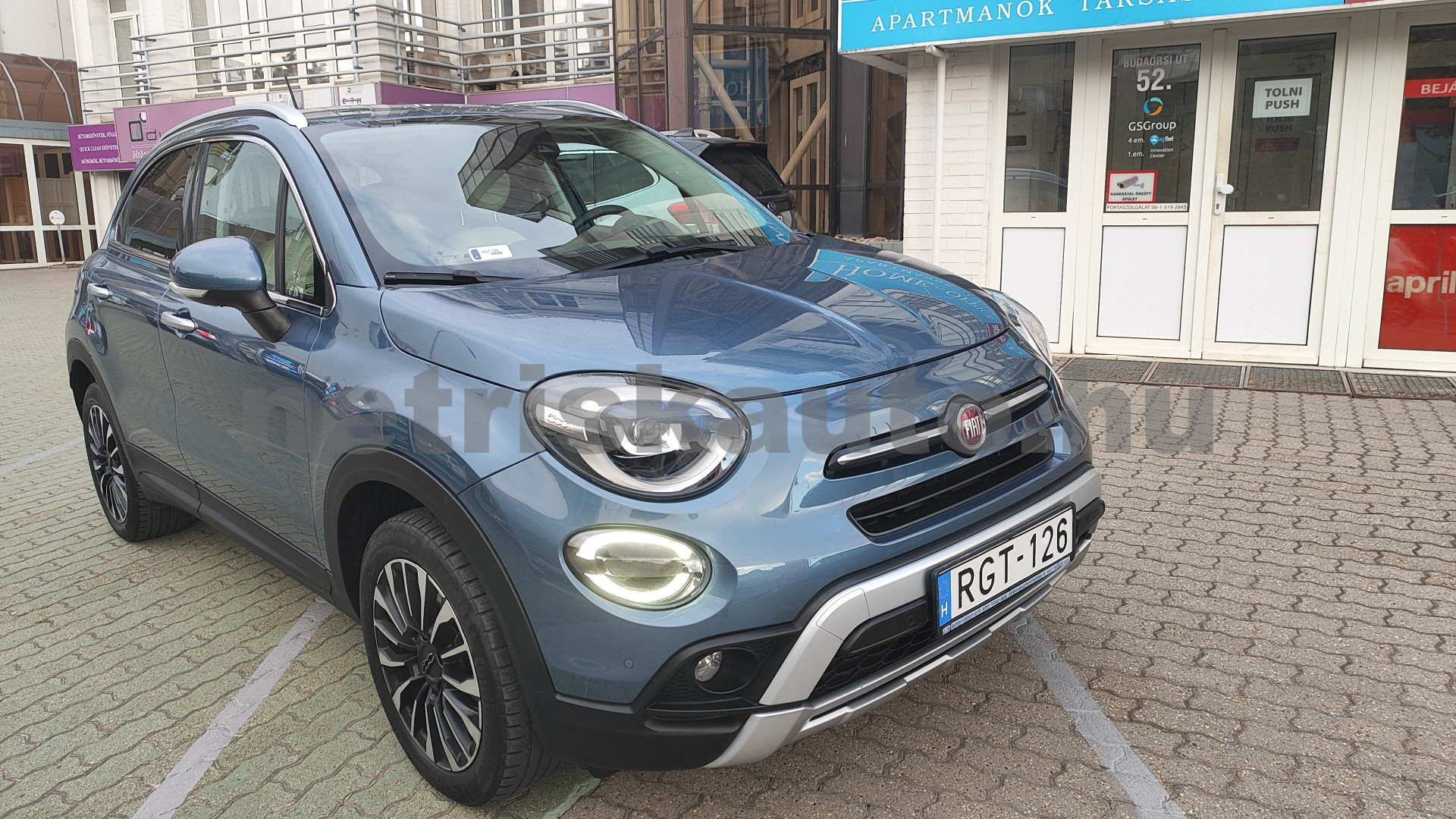 FIAT 500X 1.3 T4 City Cross Aut. személygépkocsi - 1332cm3 Benzin 121592 1/12