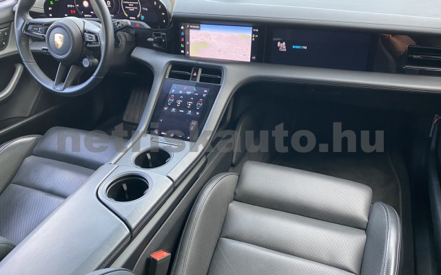 PORSCHE Taycan Taycan 4 Cross Turismo személygépkocsi - cm3 Kizárólag elektromos 121572 10/12