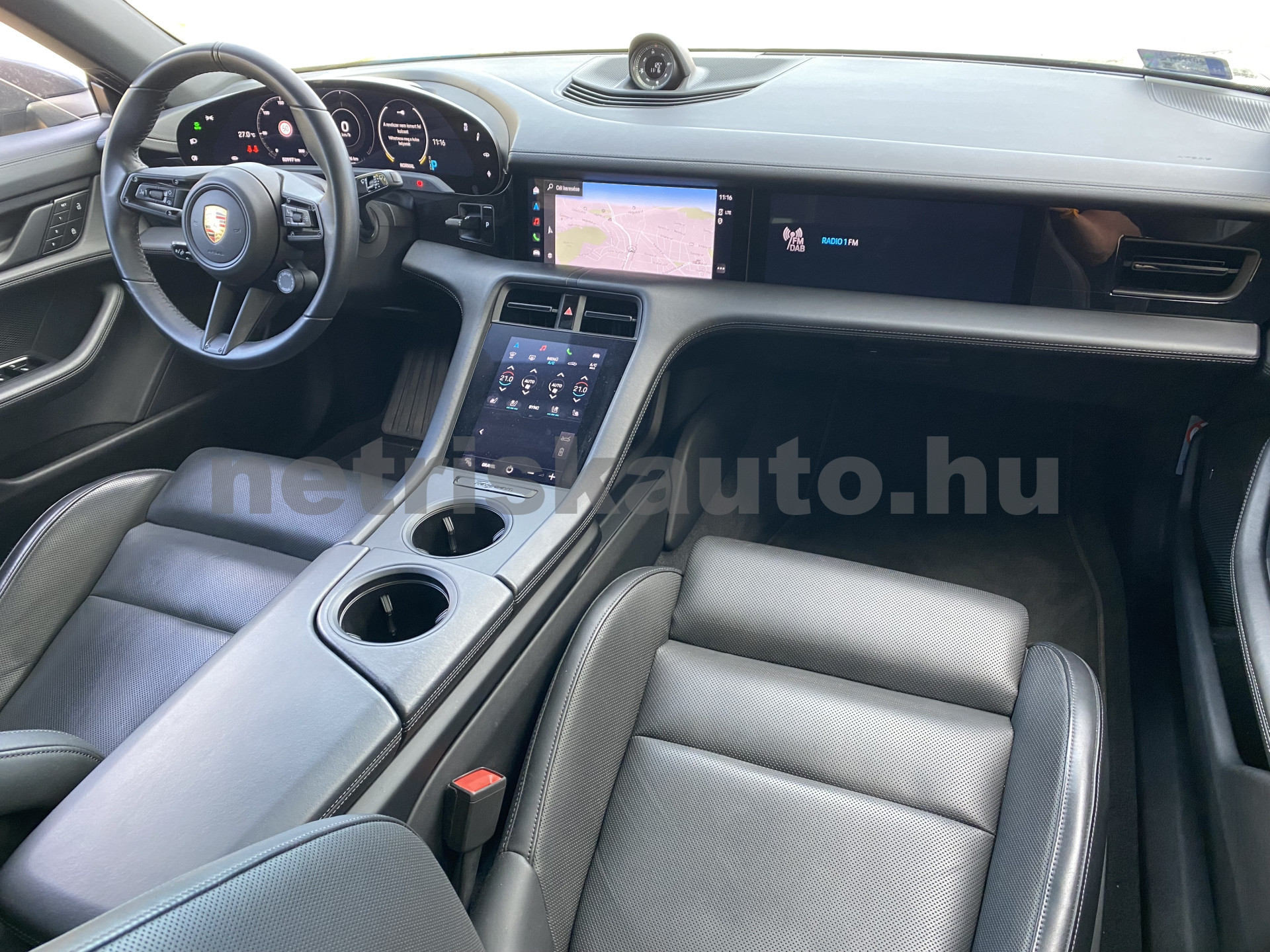 PORSCHE Taycan Taycan 4 Cross Turismo személygépkocsi - cm3 Kizárólag elektromos 121572 10/12