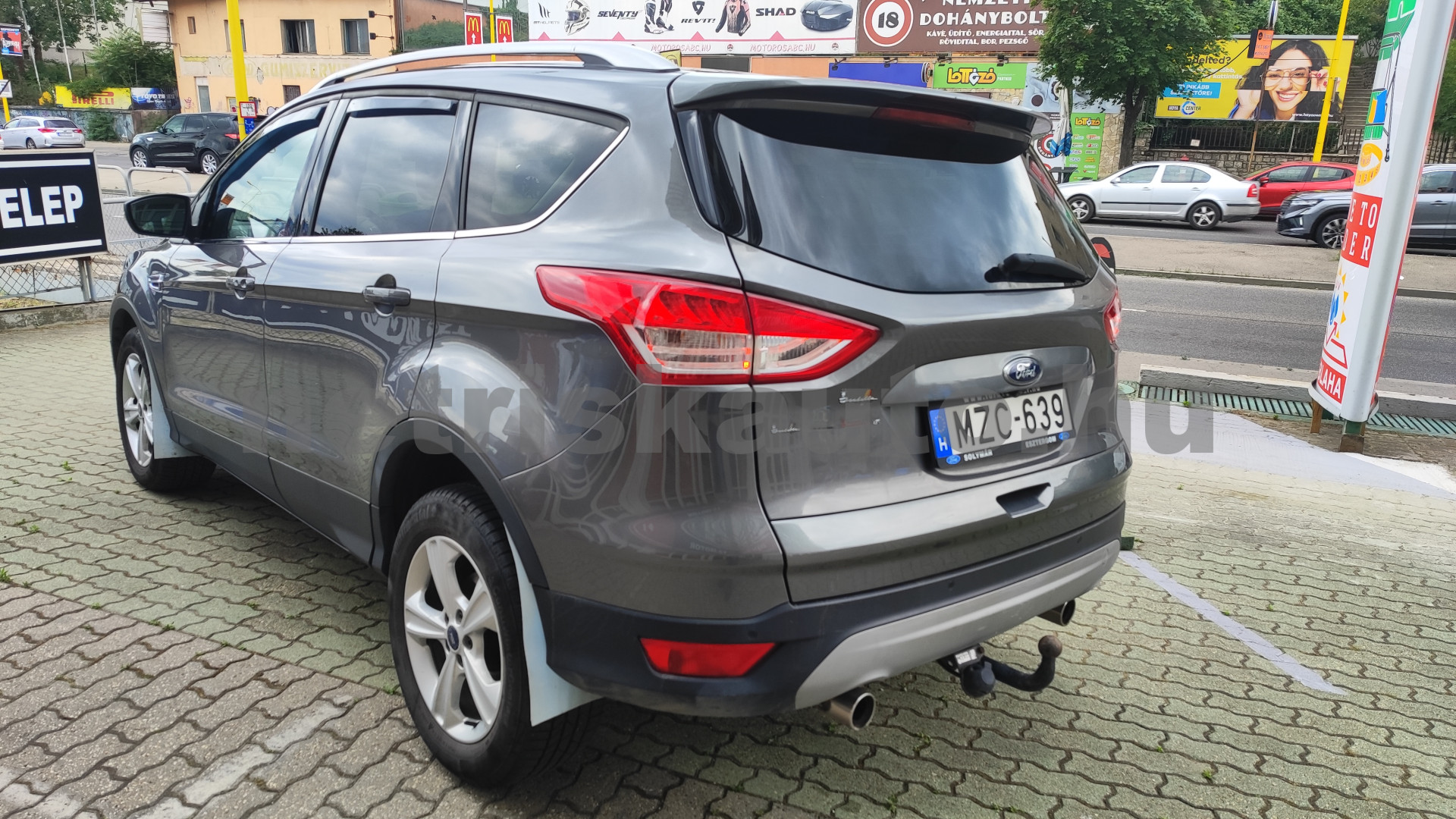 FORD Kuga 2.0 TDCi Titanium Plus Powershift személygépkocsi - 1997cm3 Diesel 121492 2/12