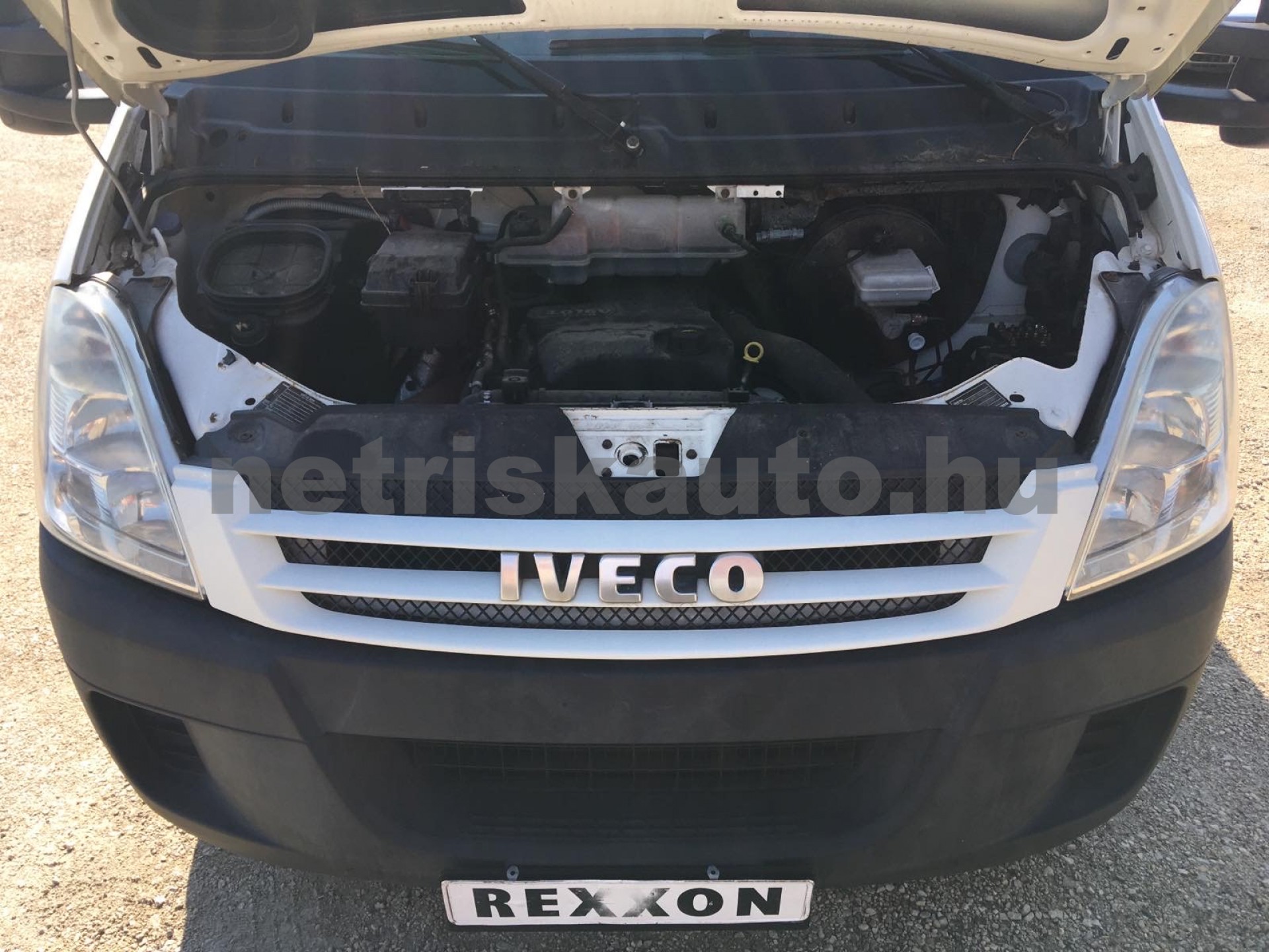 IVECO 35 35 C 18 3450 Aut. tehergépkocsi 3,5t össztömegig - 2998cm3 Diesel 119476 9/11