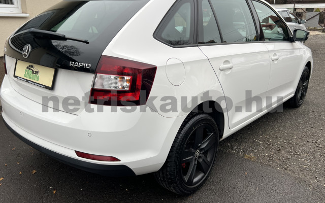 SKODA Rapid 1.6 CR TDI Ambition személygépkocsi - 1598cm3 Diesel 121332 2/12