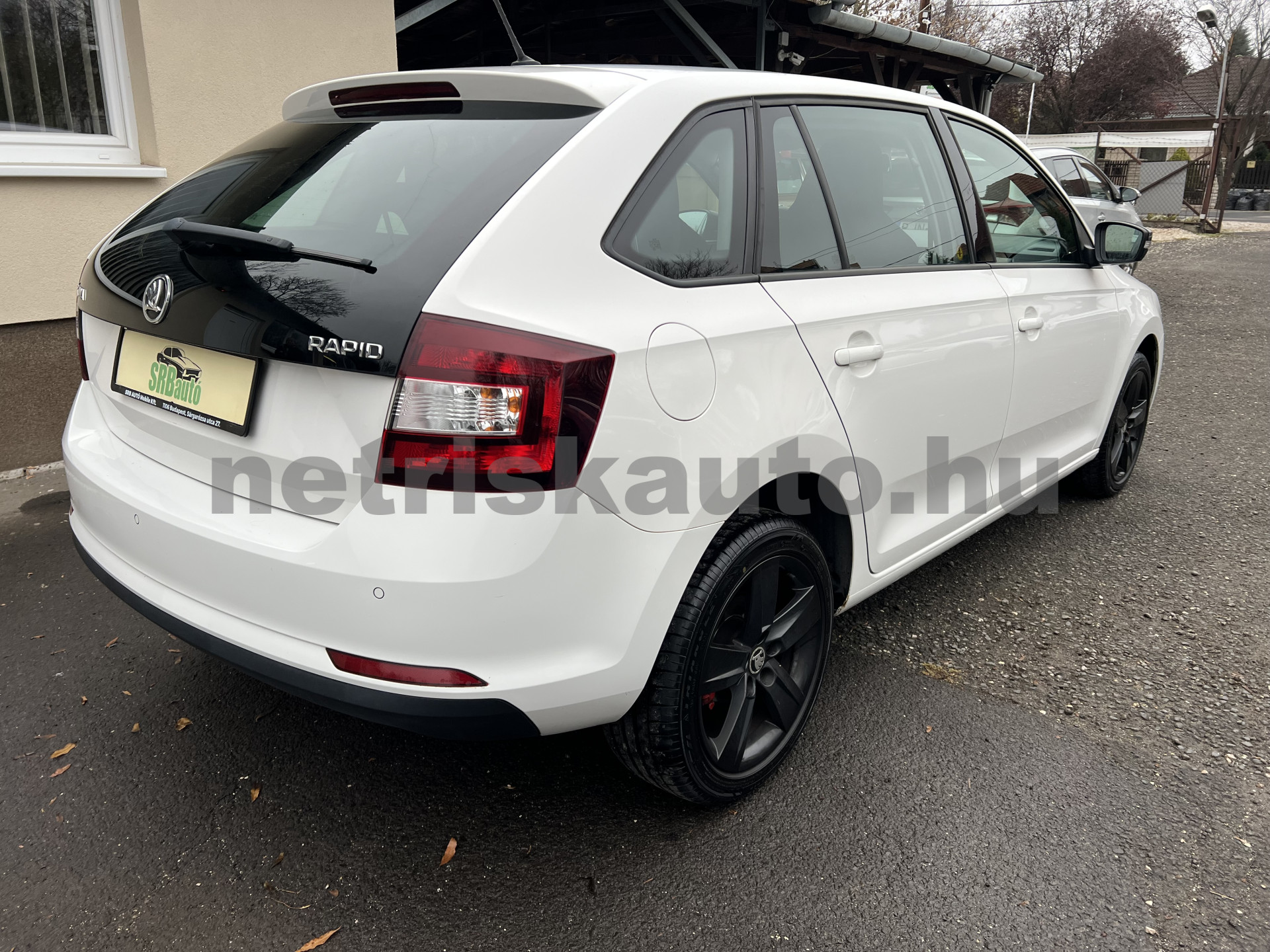 SKODA Rapid 1.6 CR TDI Ambition személygépkocsi - 1598cm3 Diesel 121332 2/12