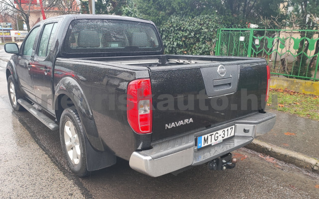 NISSAN Navara 2.5D Double Cab SE 4WD EURO5 tehergépkocsi 3,5t össztömegig - 2488cm3 Diesel 121378 2/4