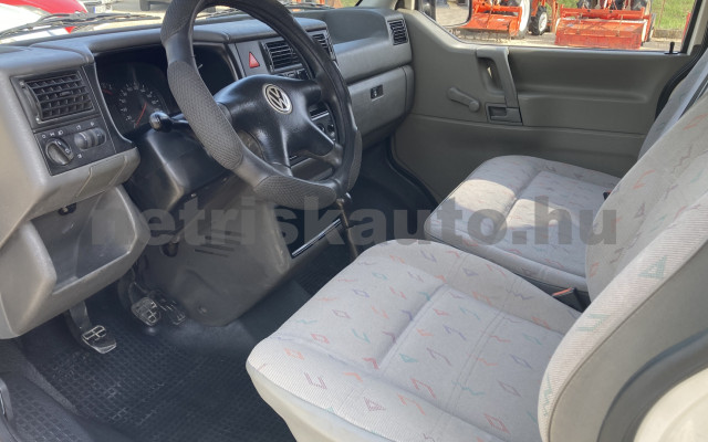 VW Transporter 2.5 7DA 1T2 tehergépkocsi 3,5t össztömegig - 2461cm3 Diesel 121259 6/9