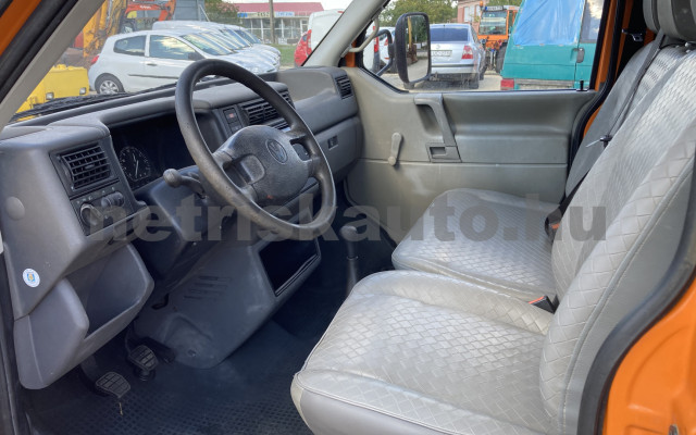 VW Transporter 2.4 7DM 1Z2 F tehergépkocsi 3,5t össztömegig - 2370cm3 Diesel 120386 7/9