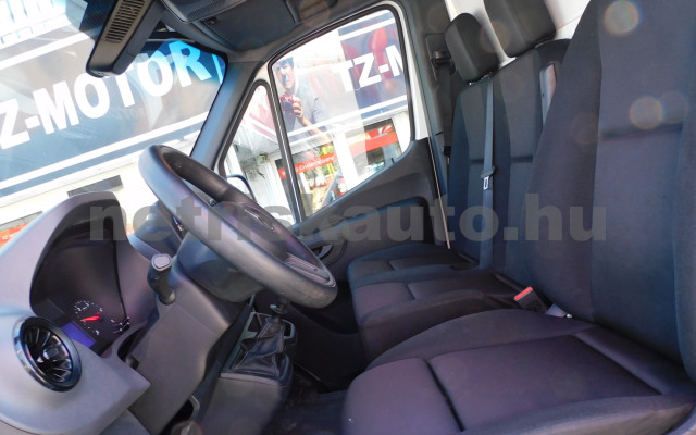 MERCEDES-BENZ Sprinter 317 CDI 907.131.13 tehergépkocsi 3,5t össztömegig - 1950cm3 Diesel 121200 6/12