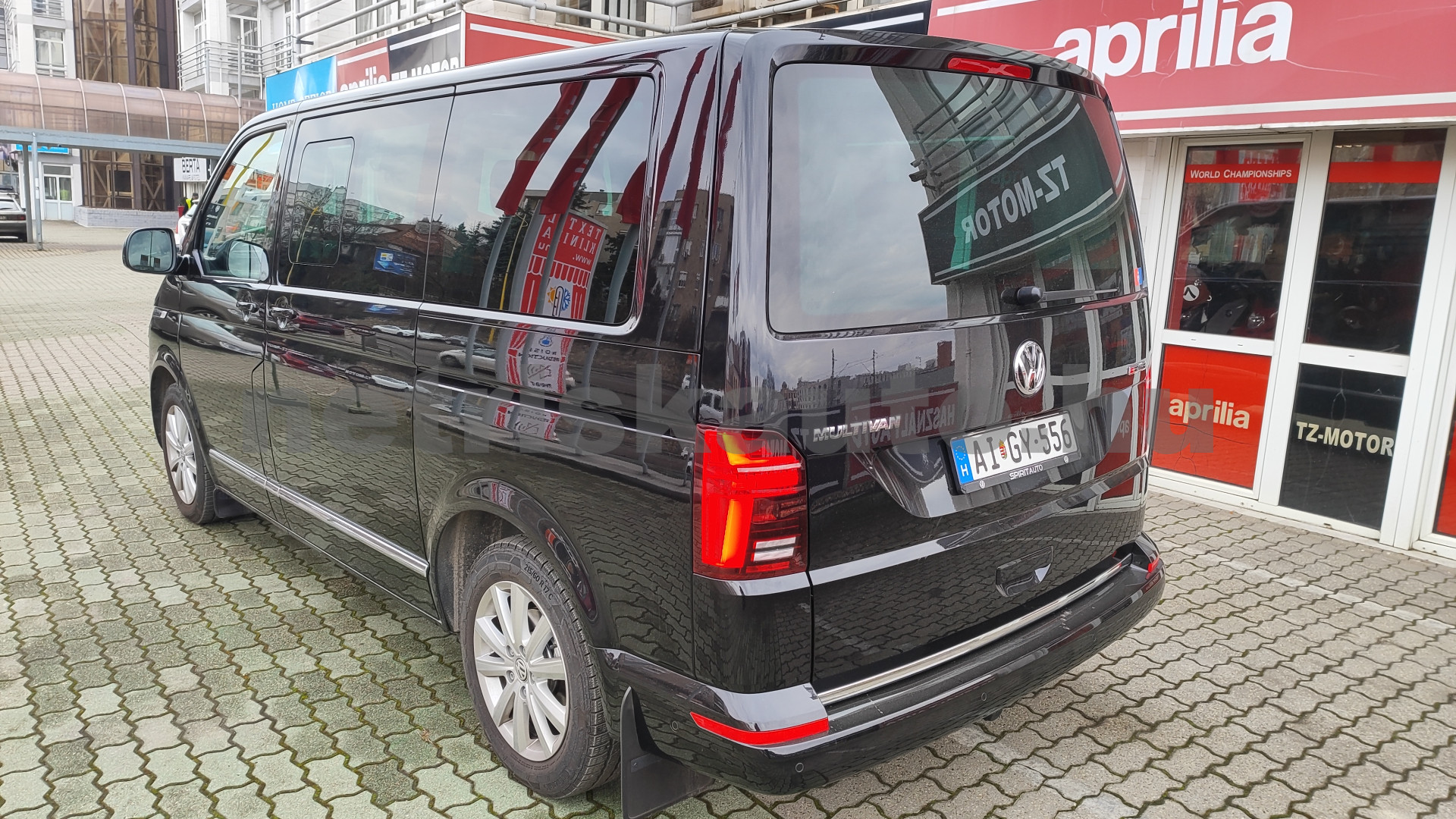 VW Transporter 2.0 TDI T6.1 Highline 4M DSG tehergépkocsi 3,5t össztömegig - 1968cm3 Diesel 121393 2/12