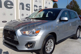 MITSUBISHI ASX személygépkocsi - 1590cm3 Benzin 120413