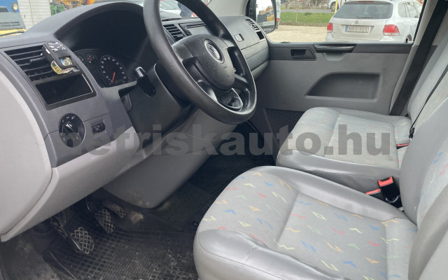 VW Transporter 2.5 TDI tehergépkocsi 3,5t össztömegig - 2461cm3 Diesel 120091 8/9