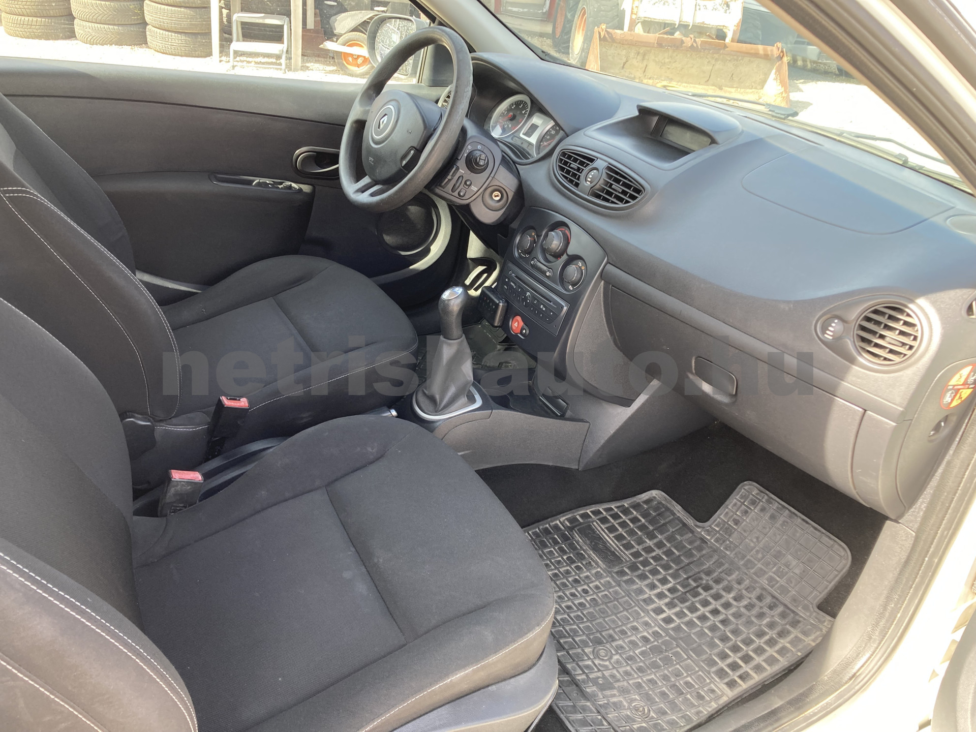 RENAULT Clio CLIO III 1.5 dCi Société MAGYAR,FRISS VI tehergépkocsi 3,5t össztömegig - 1461cm3 Diesel 121611 7/8
